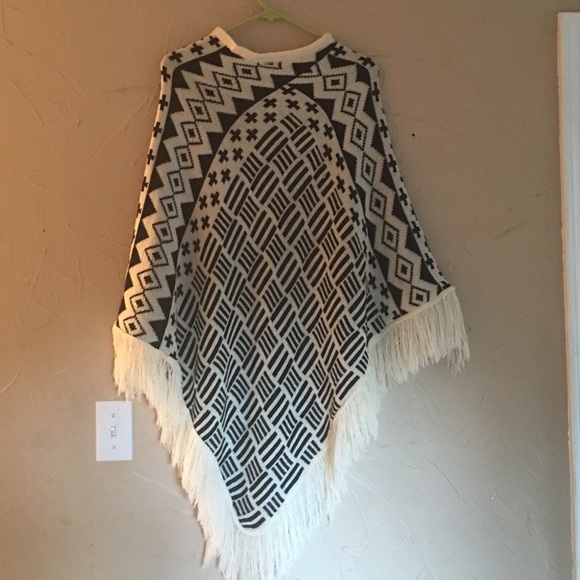 Warm comfortable nit throw over