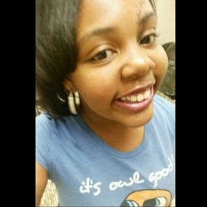 Meet your Posher, Tayla