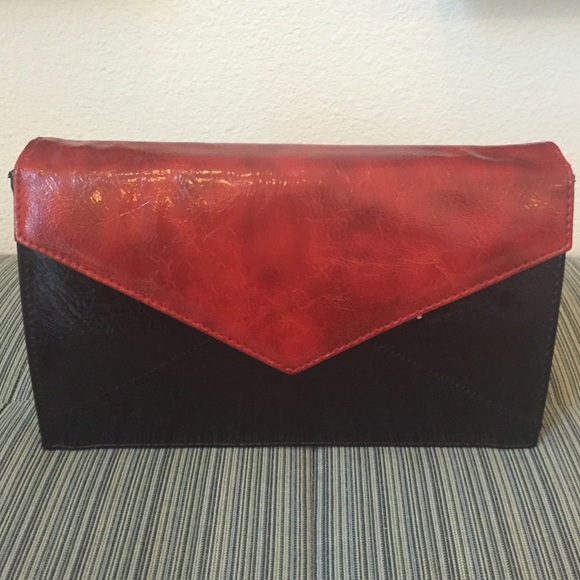 Chinese Laundry Envelope Clutch Purse Vegan Leathr