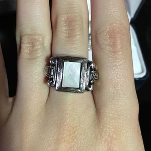 Premiere designs ring!