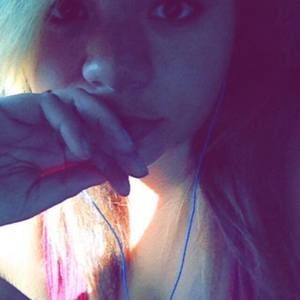 Meet your Posher, Marissa