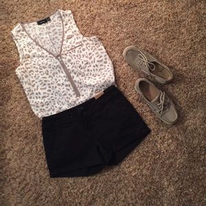 American Eagle Black Midi Shorts Size 2