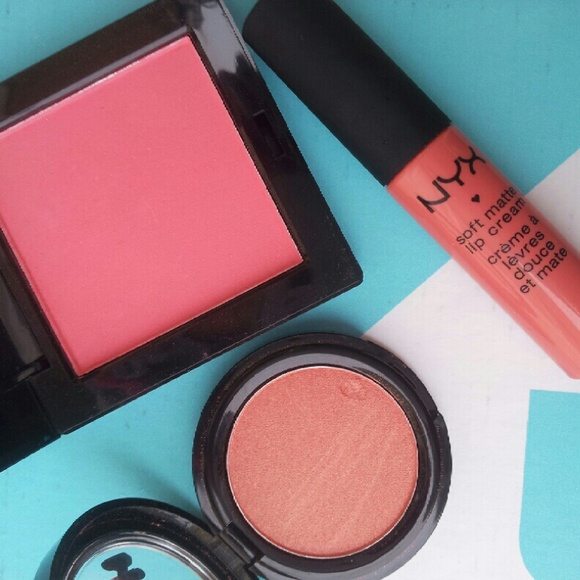 New makeup bundle 💋💄 love to bundle & trade