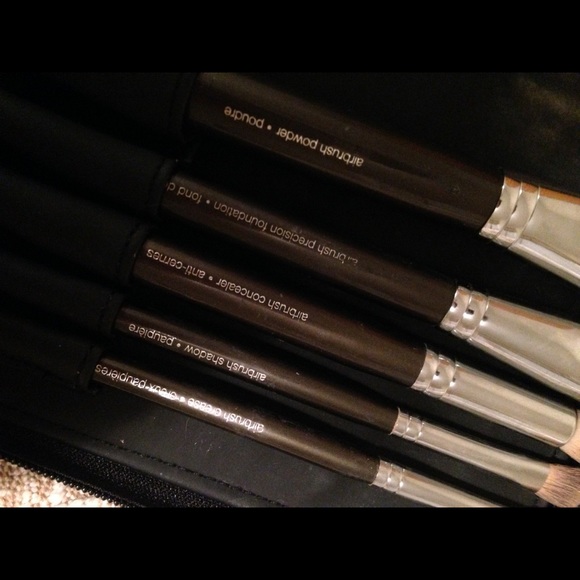 Sephora airbrush set with case