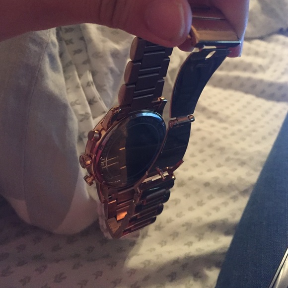 Michael kors watch main image 4