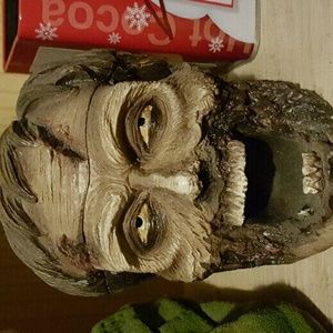 Meet your Posher, Julian