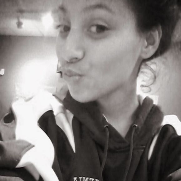 Meet your Posher, Lashae - Picture 1 of 1