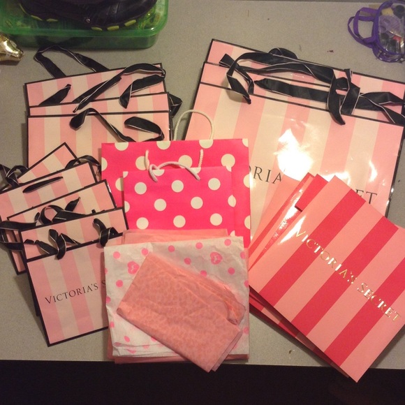 New Victoria/'s Secret SMALL PAPER BAGS GIFT SHOPPING BAG SET OF 3 OR 6 VS