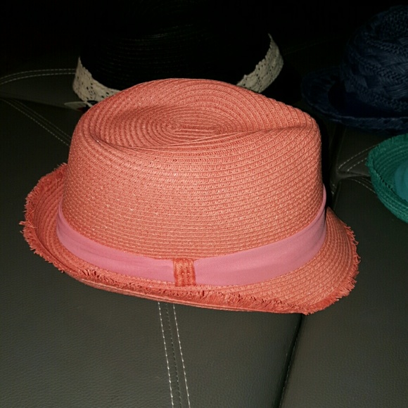 4 fedora bundle
