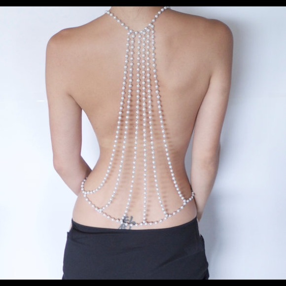 Jewelry - Pearl Back Body Chain