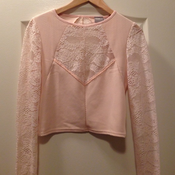 Asos pink lace crop top - Picture 3 of 4