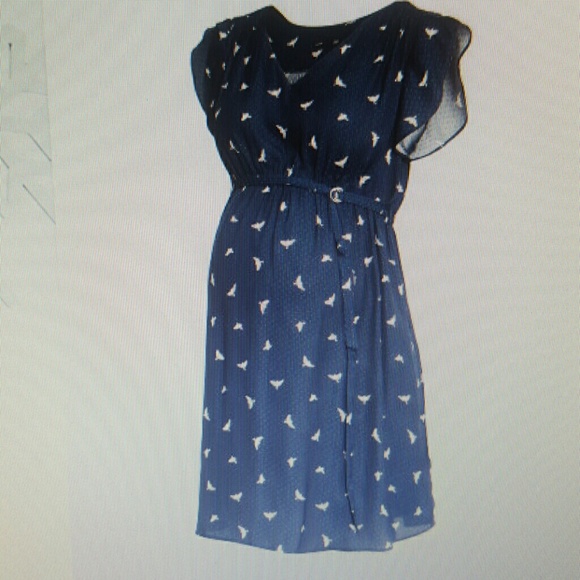 Maternity clothes