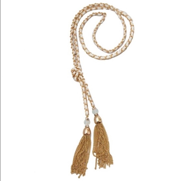 White and gold chain tassel necklace - Picture 1 of 3