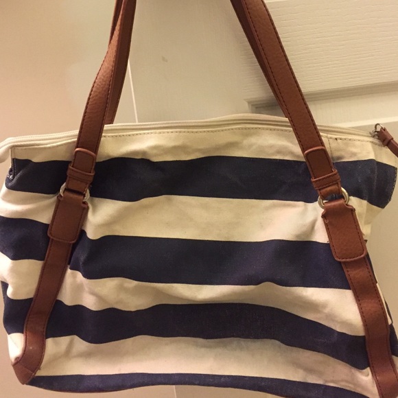 Shoulder bag - Picture 2 of 4