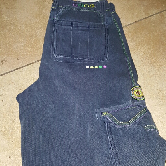 Coogi - Picture 2 of 3