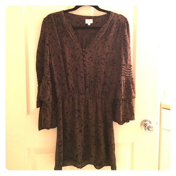 Parker Dresses & Skirts - Parker- Double Flared Sleeve day dress