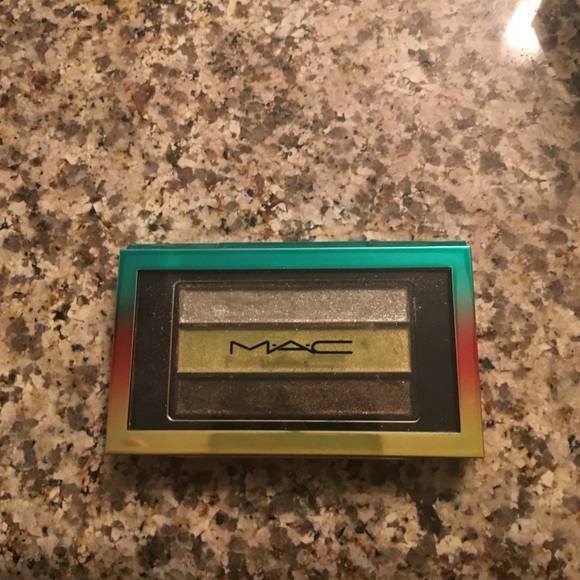 Mac wash & dry collection trio