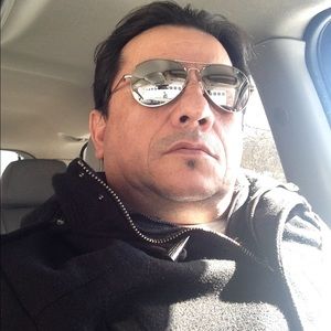 Meet your Posher, Nelson