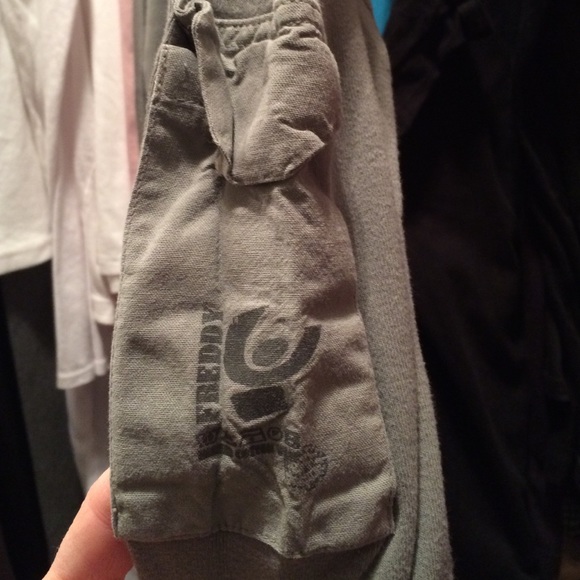 Freddy fitness soft olive long sleeve shirt XS - Picture 3 of 4