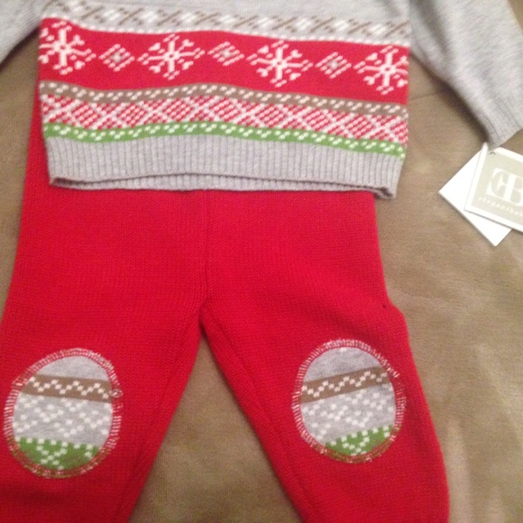 Elegant Baby Christmas Sweater and Legging Set - Picture 2 of 3