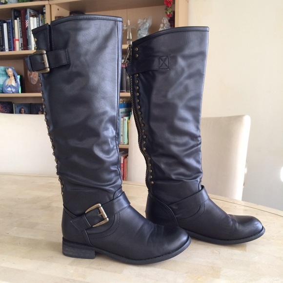 Forever 21 Shoes - 🚫Reserved for @Oakleesmom🚫 Black Studded Boots