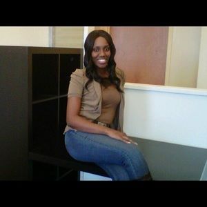 Meet your Posher, Kalise