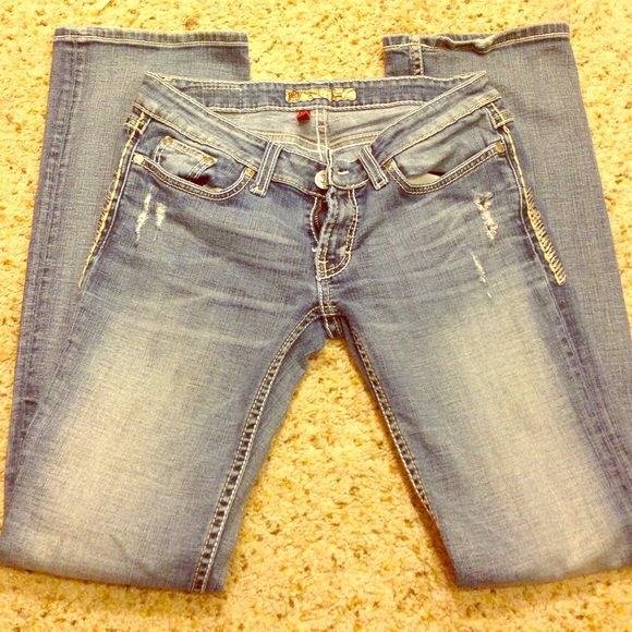 Buckles women's jeans