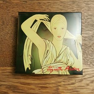 Elizabeth Arden Eyeshadow Quad ~ Special Edition