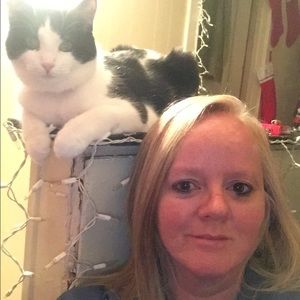 Meet your Posher, Cindy