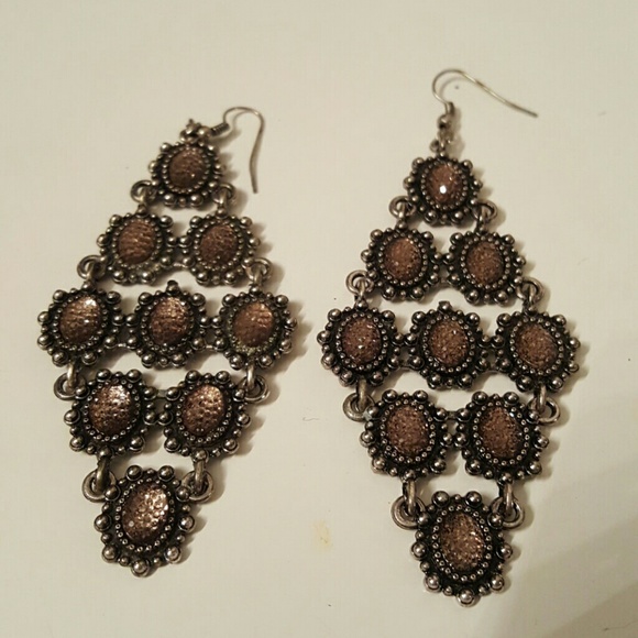 Gorgeous pewter and champagne chandelier earrings