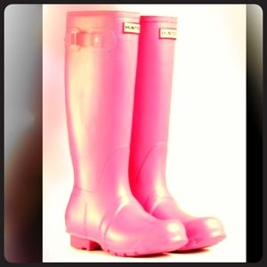 Hunter pink rain boots