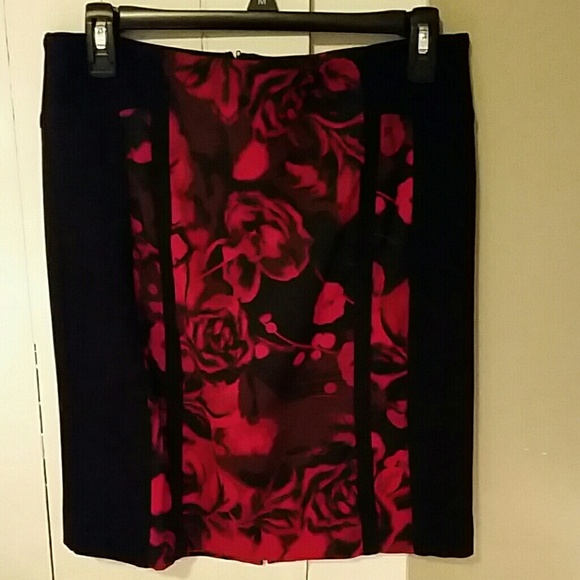 Cache Red and Black Work Skirt