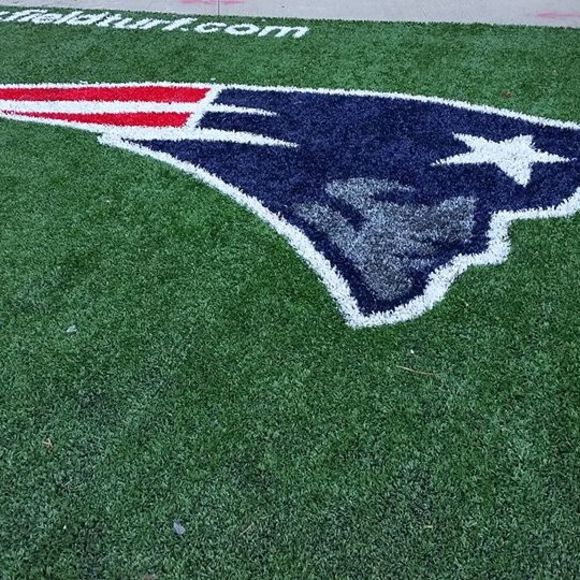 Meet your Posher, Chris - Picture 1 of 1