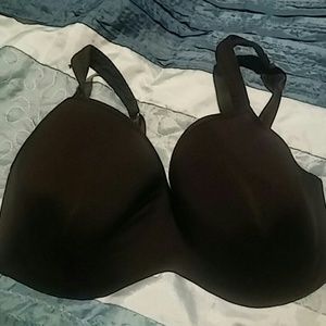 Black bra 34DD
