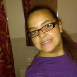 Meet your Posher, Edith