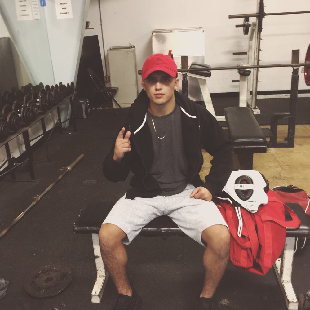 Meet your Posher, Raymond