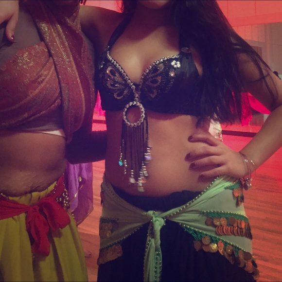 Belly dance costume - Picture 1 of 2
