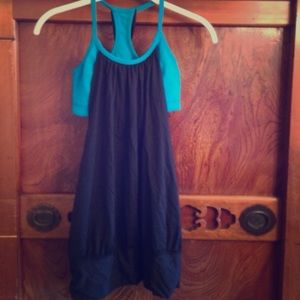 Lululemon workout top