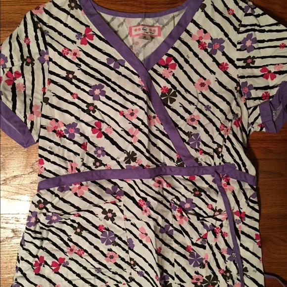 Koi scrub top