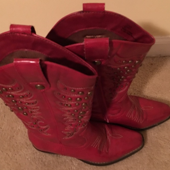 Red Embellished Boots - Picture 2 of 3