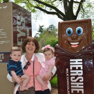 Meet your Posher, Laurie