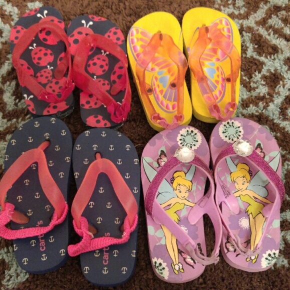 3 pair of flip flops size 7 from Babies R Us - Picture 1 of 2