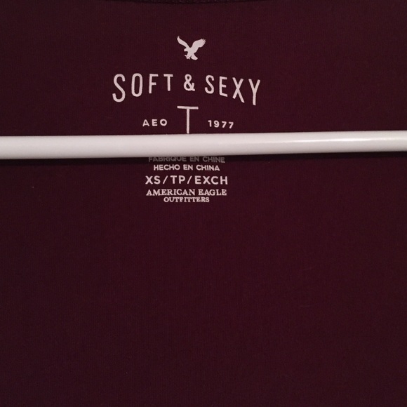 American Eagle sweater - Picture 2 of 4