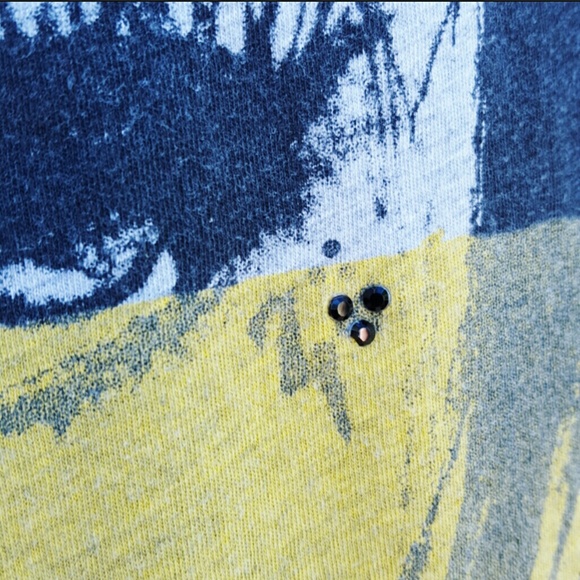 F21 Rocker Tee - Picture 4 of 4