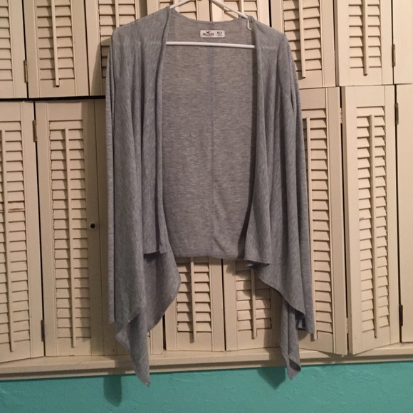 Hollister sweater - Picture 3 of 4