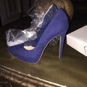 Brand new Jessica Simpson pointed toe blue pump!
