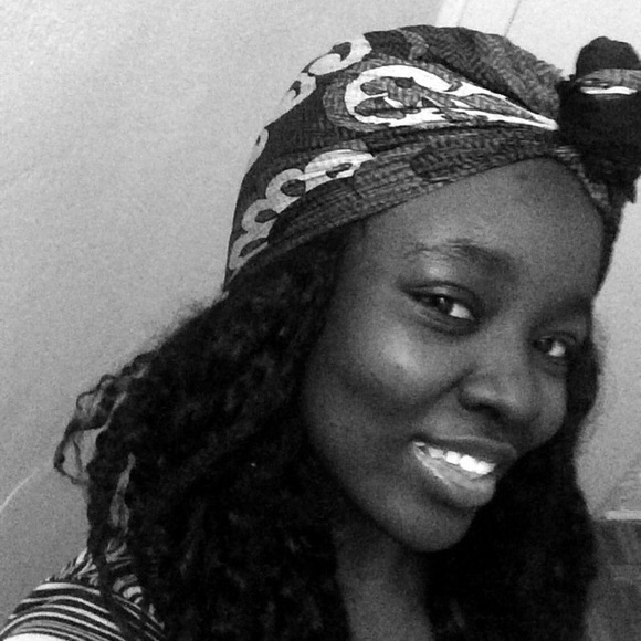 Meet your Posher, Debi