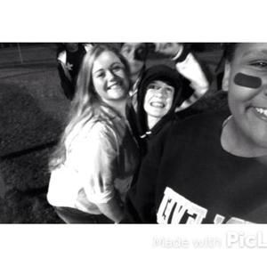 Meet your Posher, Alexis