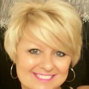 Meet your Posher, Toni