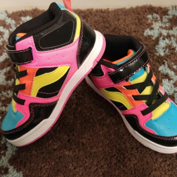 Toddler size 10 multicolored tennis shoes